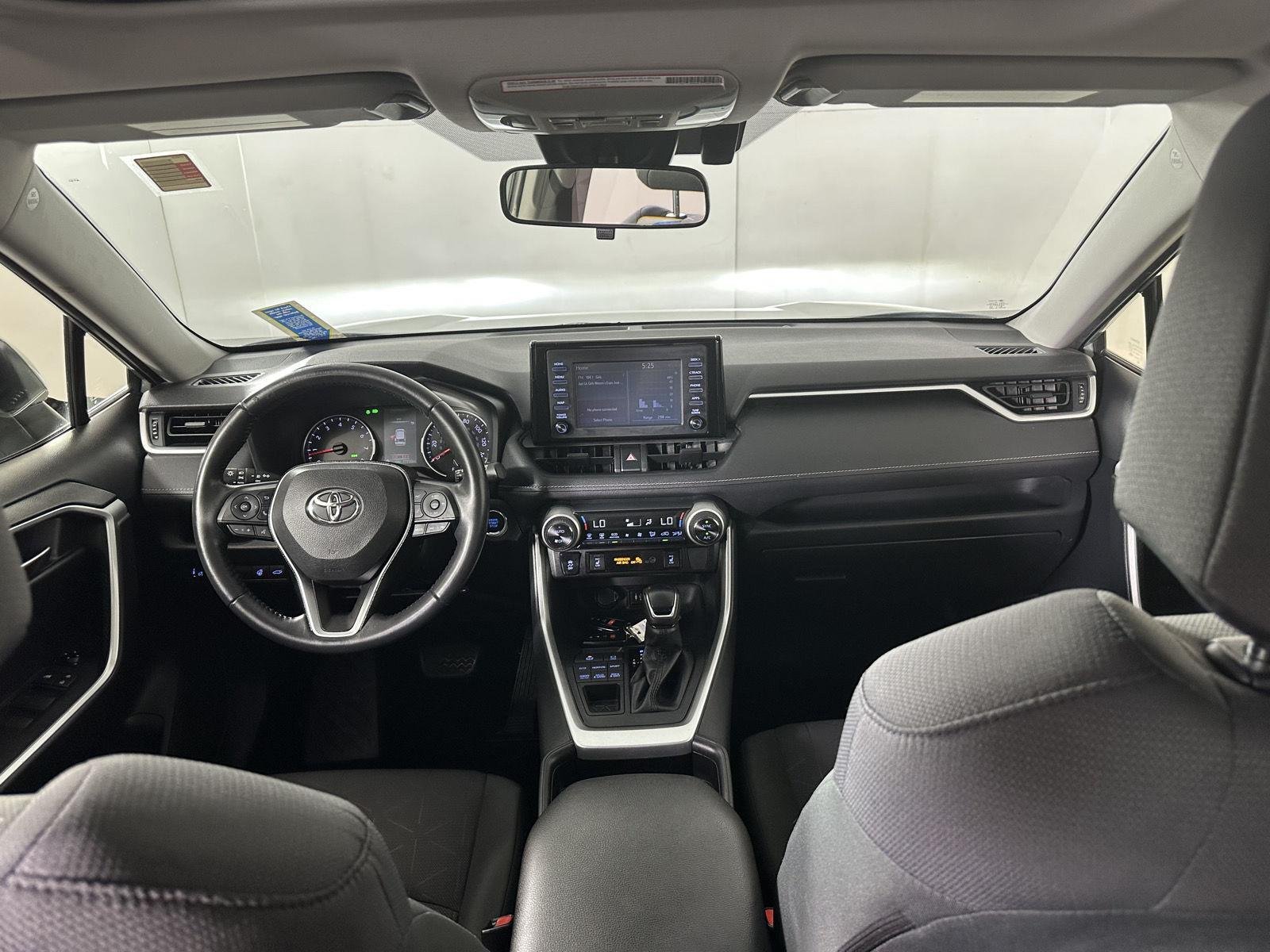 Used 2019 Lunar Rock Toyota XLE image 31