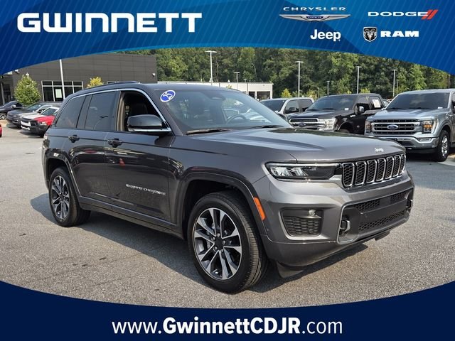 Used 2025 Gray Jeep Overland image 1