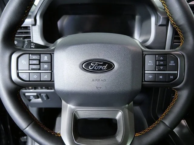 Used 2025  Ford Tremor image 24