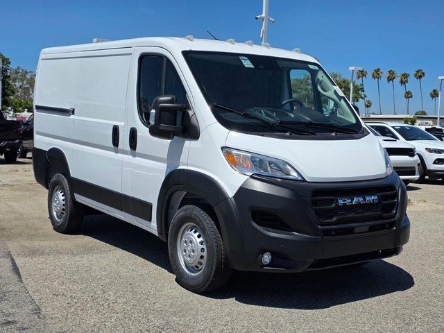 2026 RAM ProMaster Cargo Van Tradesman Low Roof 118' WB w/Pass Seat