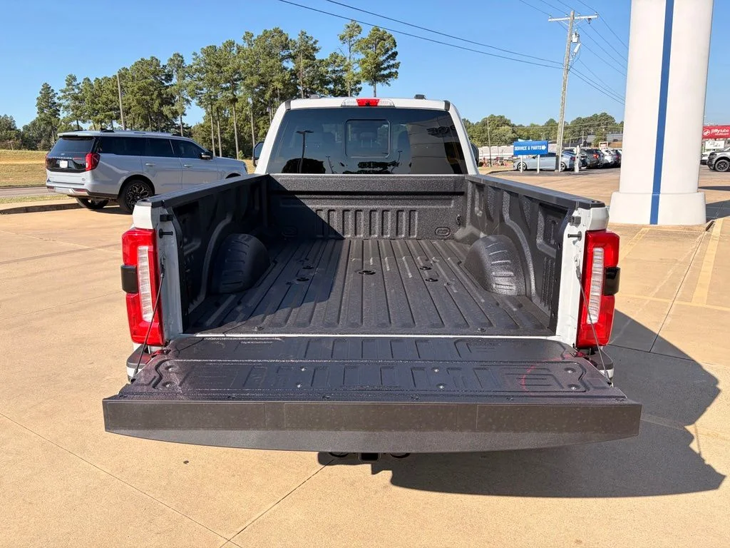 New 2026 Avalanche Ford F-350® XL image 26