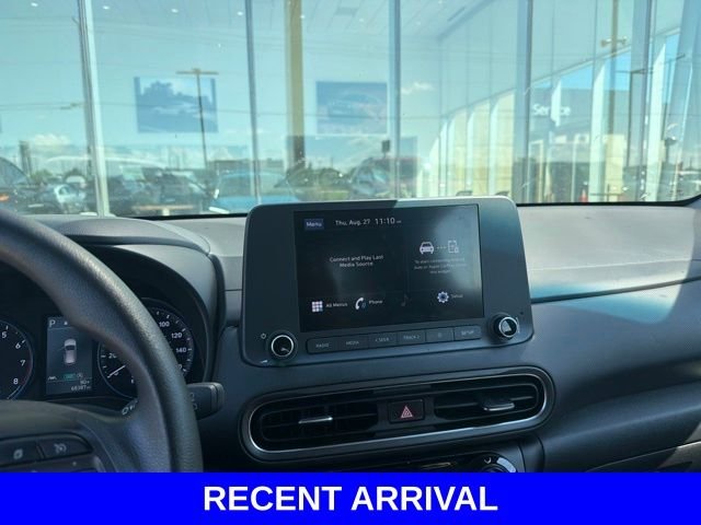 2023 Hyundai Kona SE - Photo 18
