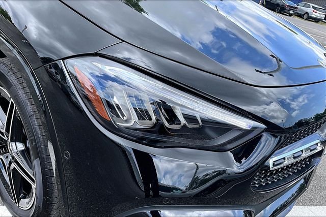 New 2026 Cosmos Black Metallic Mercedes-Benz GLA 250 image 16