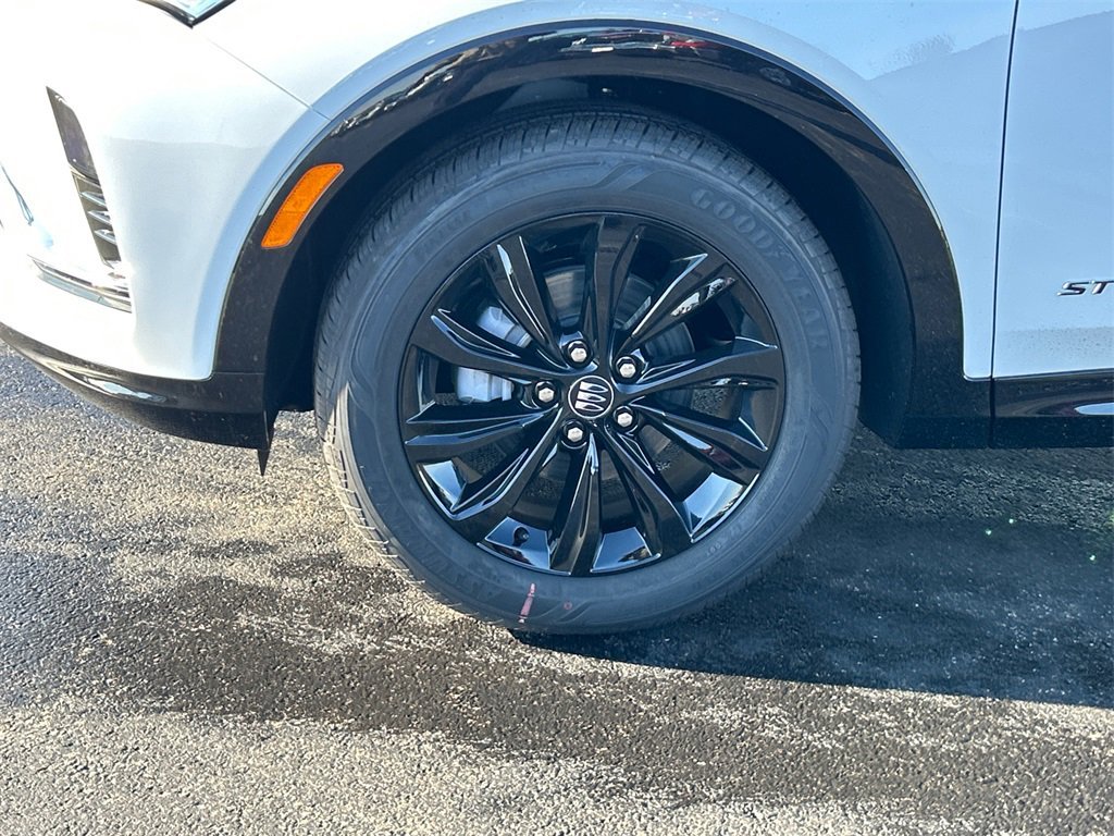 2026 BUICK ENVISTA - Image 10