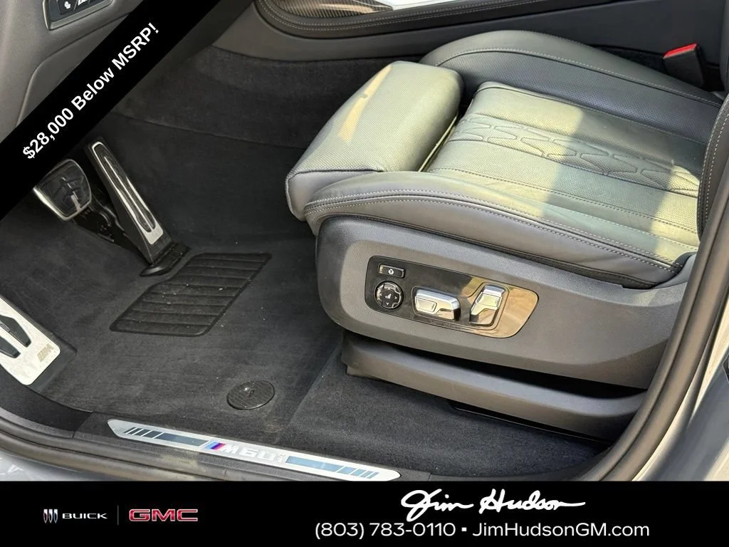Used 2024 Gray BMW M60i image 23
