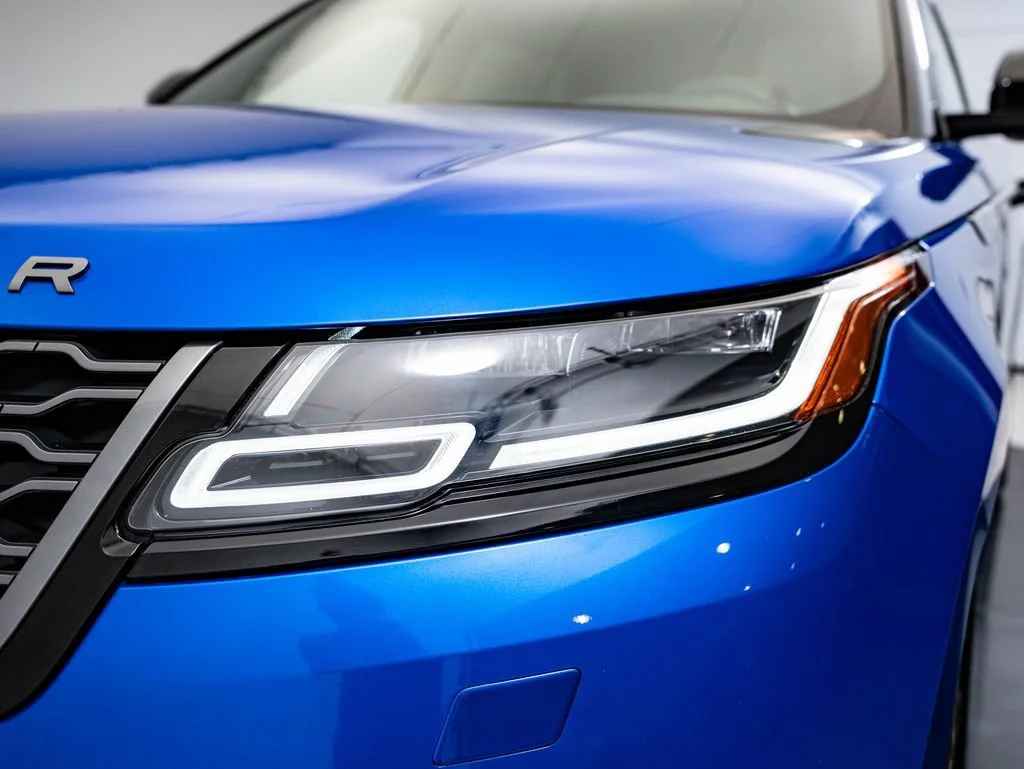 Used 2022 SVO Premium Palette Blue Land Rover R-Dynamic HSE image 15