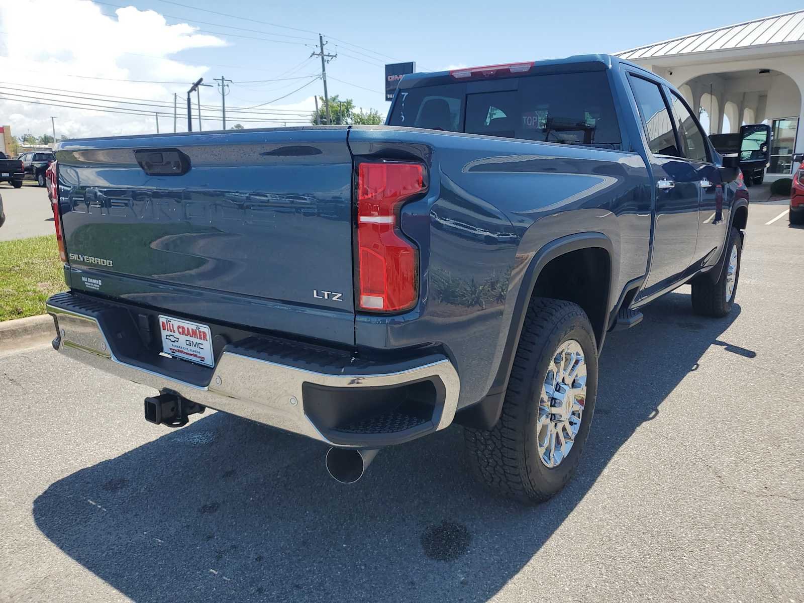 2026 Chevrolet Silverado 3500 HD LTZ - Photo 6