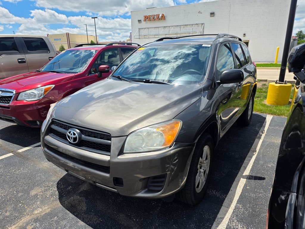 Used 2011 Pyrite Mica Toyota Base image 2