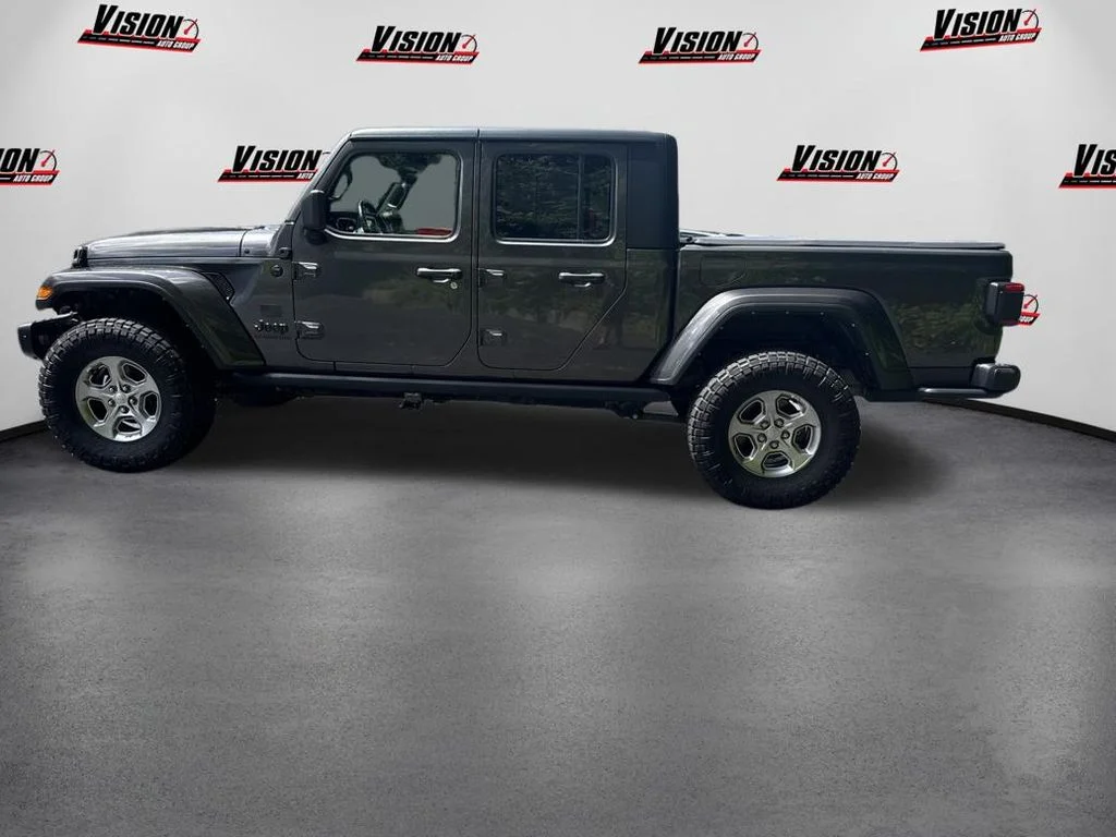Used 2021 Gray Jeep  image 8