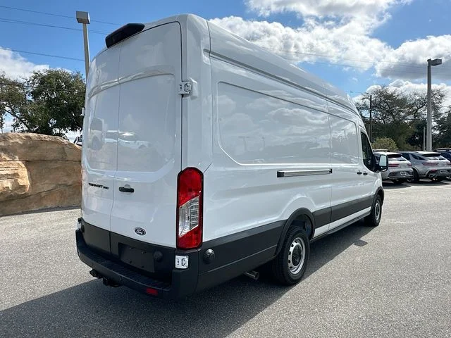 New 2026 White Ford Base image 3