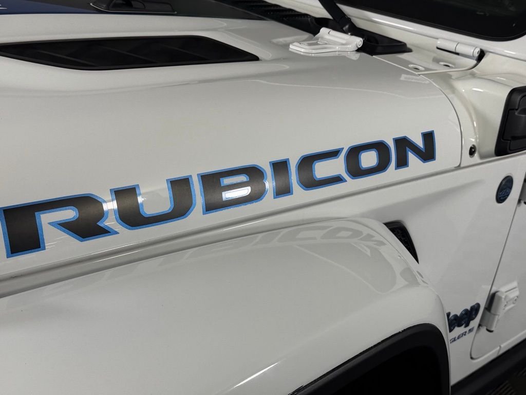 Used 2023 White Jeep Rubicon 4xe image 14