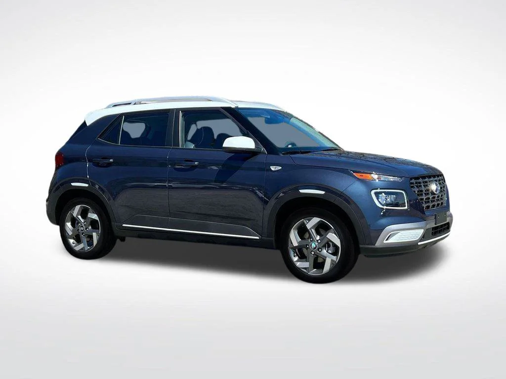 Used 2025 White Hyundai Limited image 11