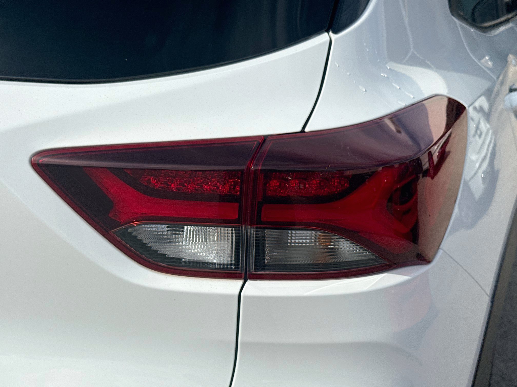 Used 2022 Summit White Chevrolet RS image 27