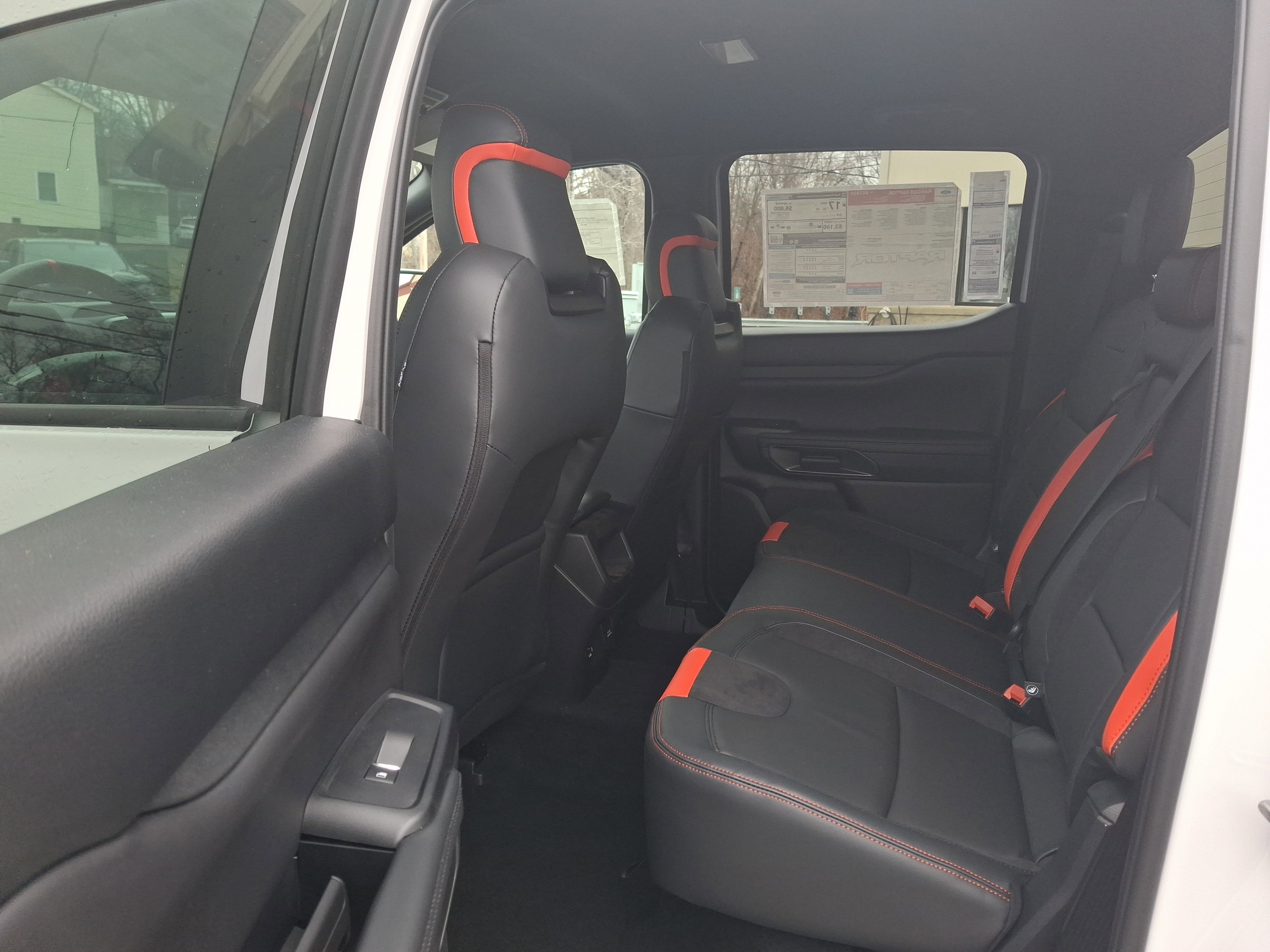 2025 Ford Ranger Raptor - Photo 15