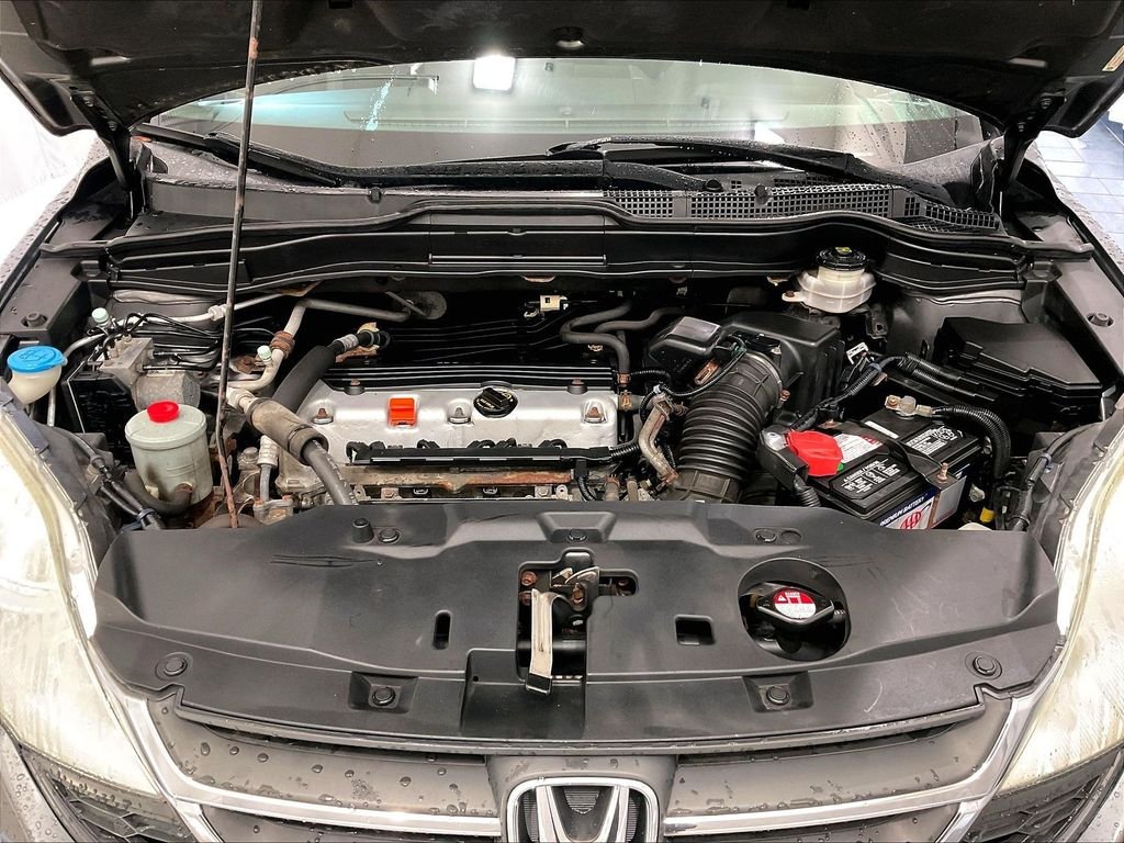 Used 2011 Gray Honda SE image 28