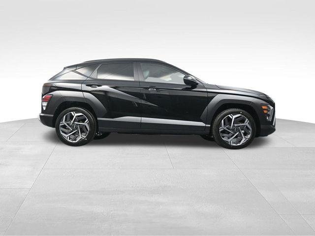 New 2026 Black Hyundai SEL Premium FWD image 37