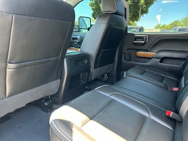 Used 2019 Black Chevrolet High Country image 17