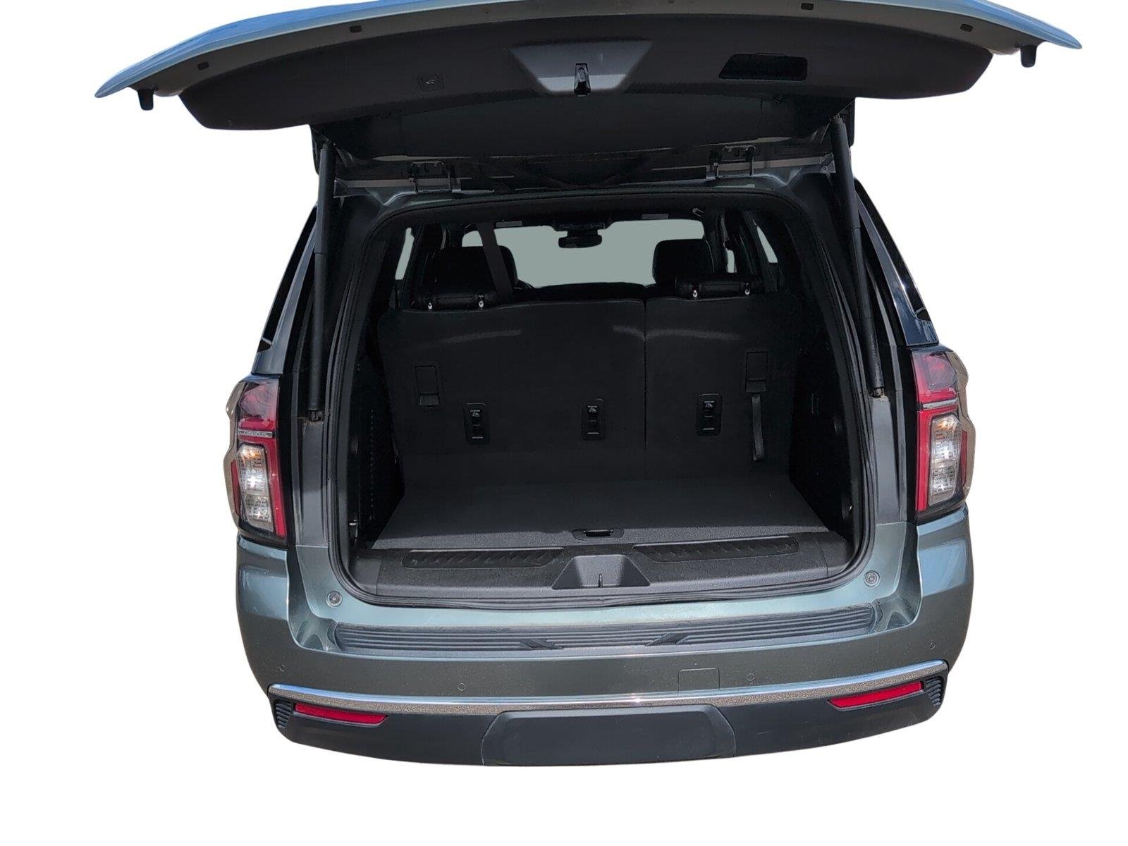 Used 2024 Silver Sage Metallic Chevrolet LT image 5