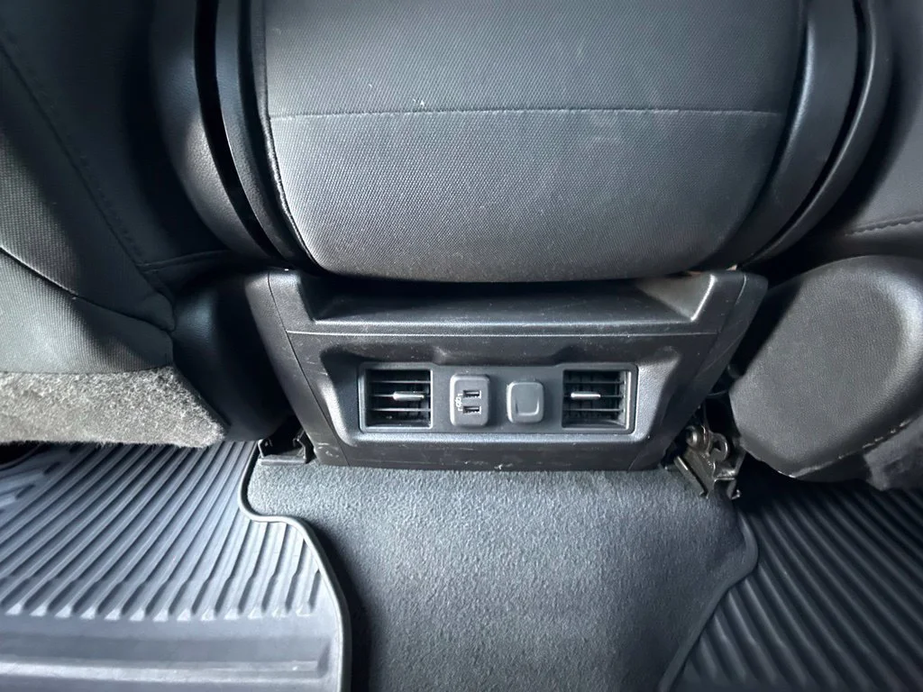 Used 2021 BLACK Chevrolet RST image 34