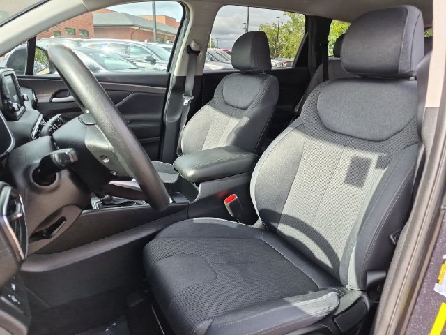 2020 Hyundai Santa Fe SE - Photo 11