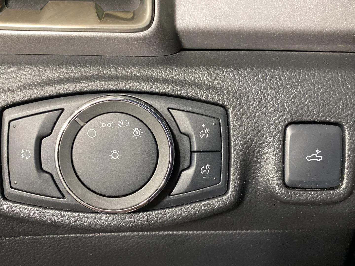 Used 2021 Carbonized Gray Ford XLT image 11