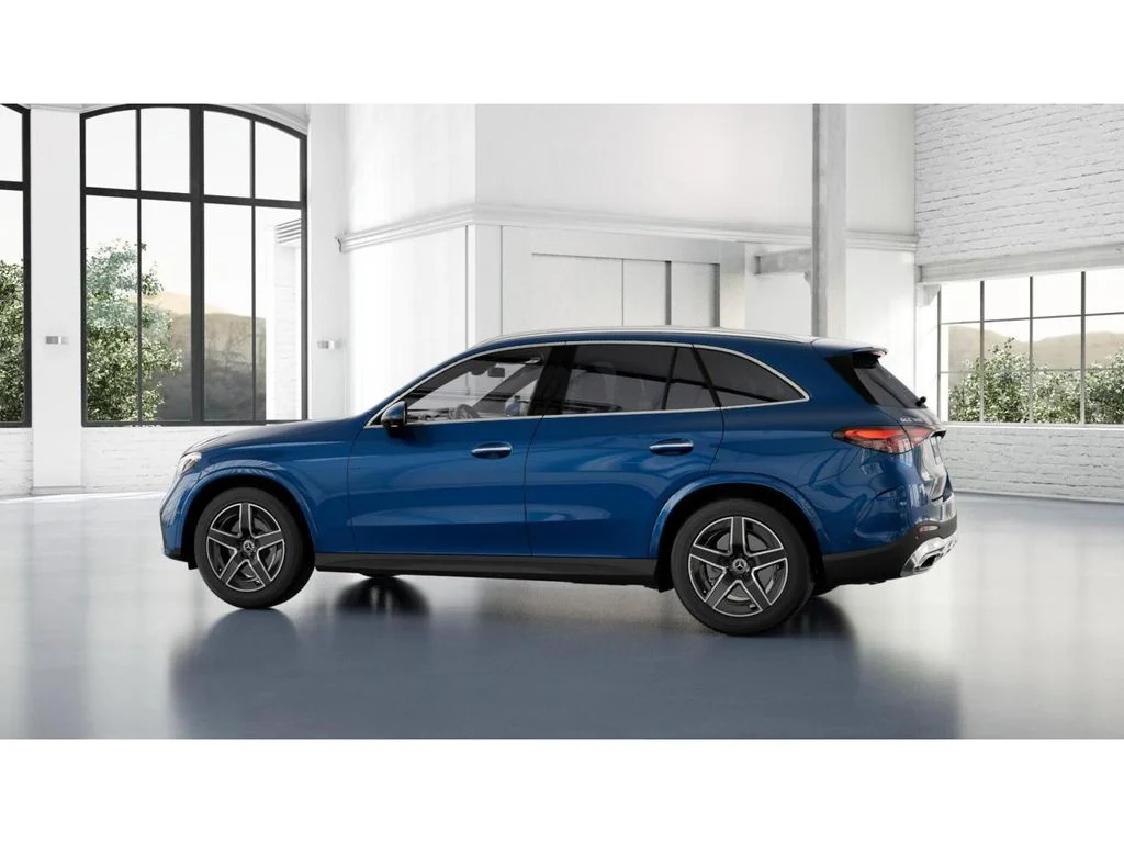New 2027 Blue Mercedes-Benz GLC 300 image 32