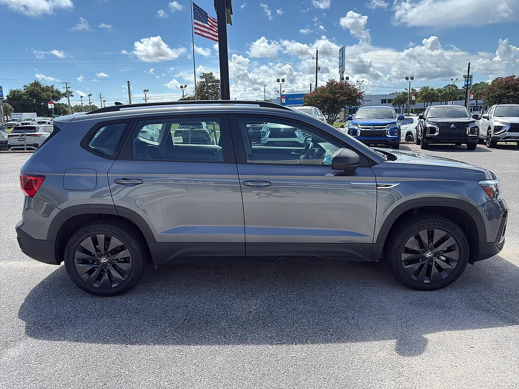 Used 2023 Platinum Gray Metallic Volkswagen S FWD image 4