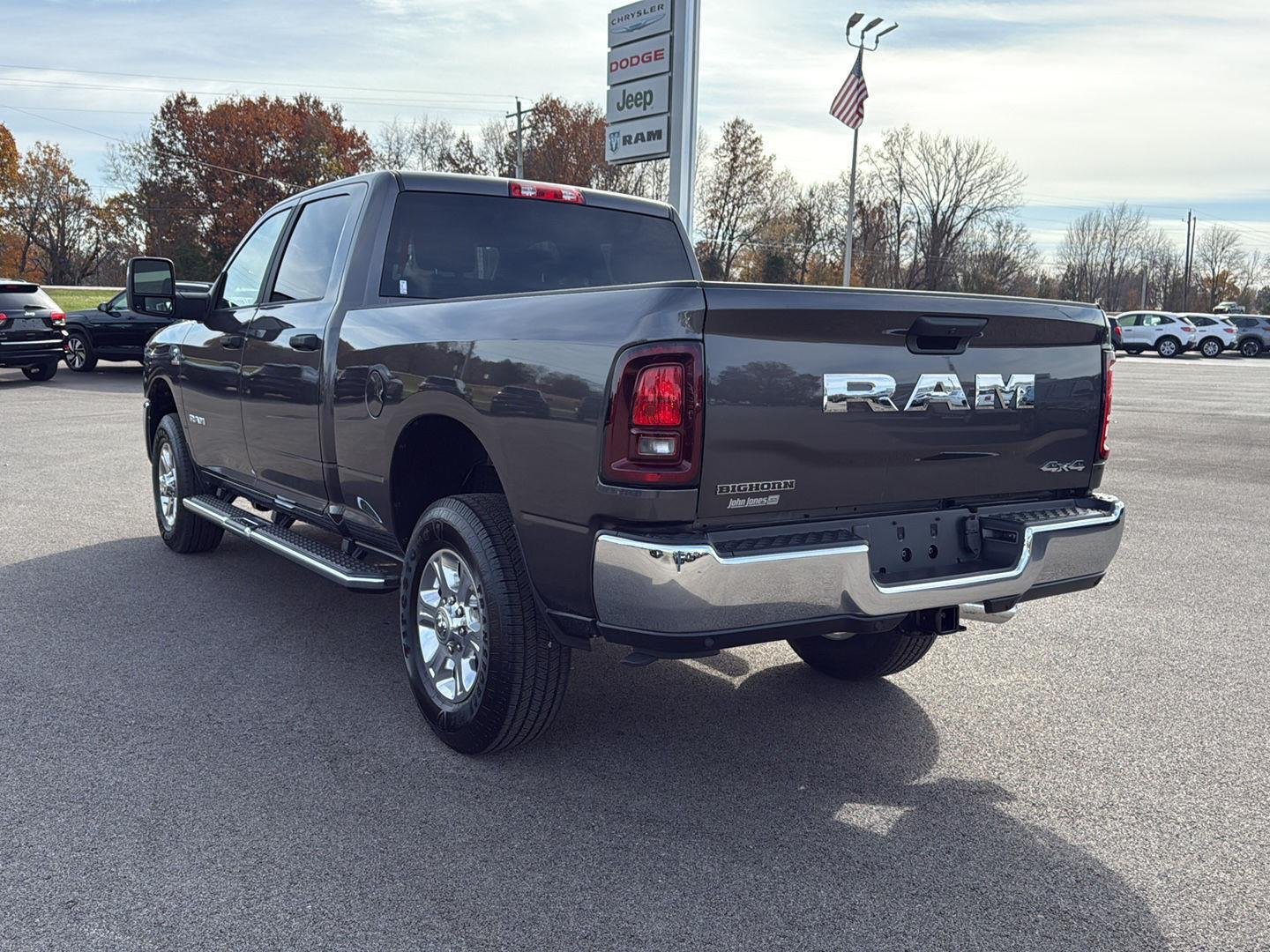New 2026 Granite Crystal Metallic Clear-Coat Exterior Paint RAM Big Horn image 17