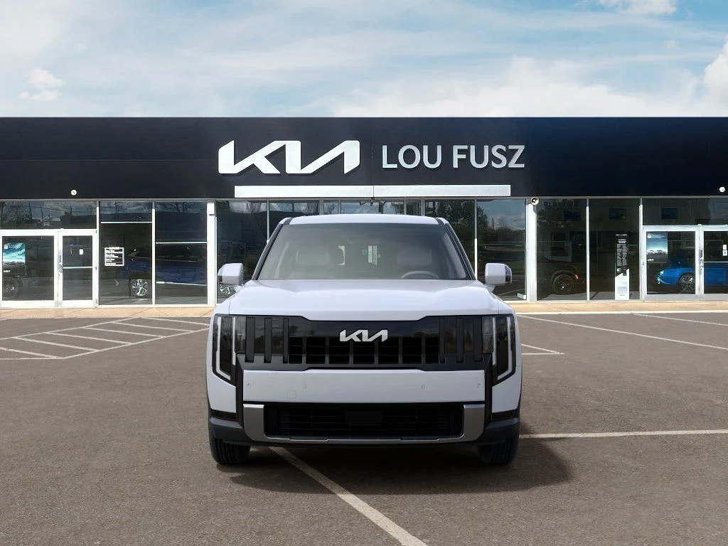 New 2027 Glacial White Pearl Kia LX image 2