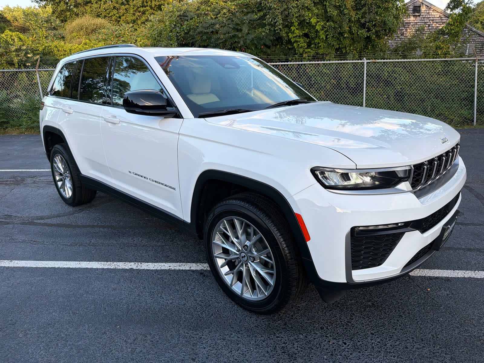 2027 Jeep Grand Cherokee