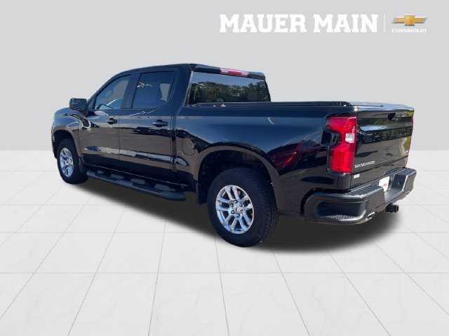 Certified Used 2022 BLACK Chevrolet RST image 3