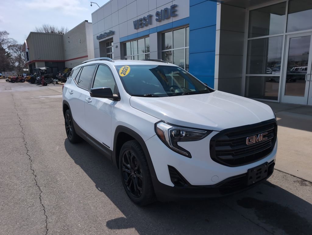 Used 2020 GMC Terrain SLT with VIN 3GKALVEV0LL303191 for sale in Berlin, WI