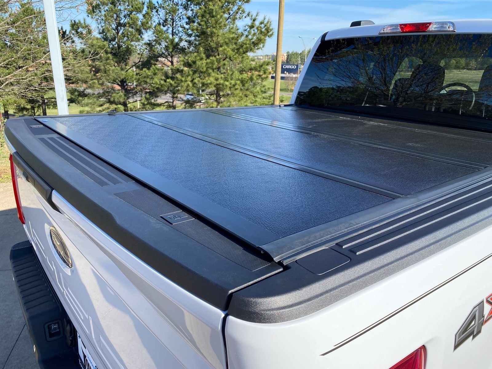 Used 2023 Oxford White Ford XLT image 9