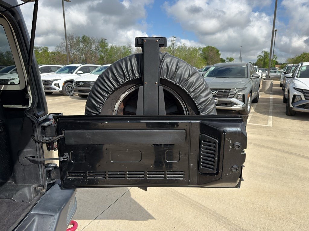 Used 2015 Black Clearcoat Jeep Rubicon Hard Rock image 28