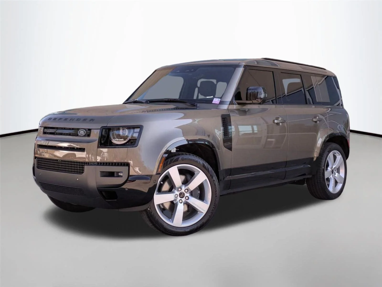 2026 Land Rover Defender 110 X-Dynamic SE P400's photo