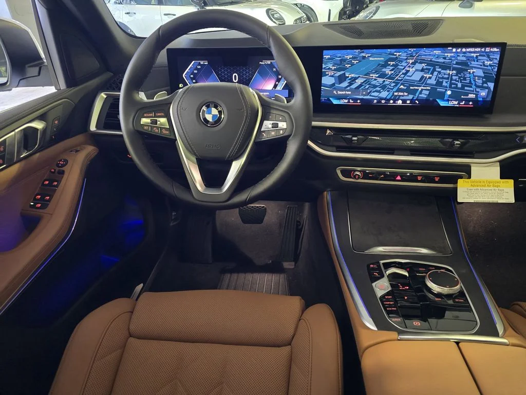 Used 2026 White BMW sDrive40i image 10