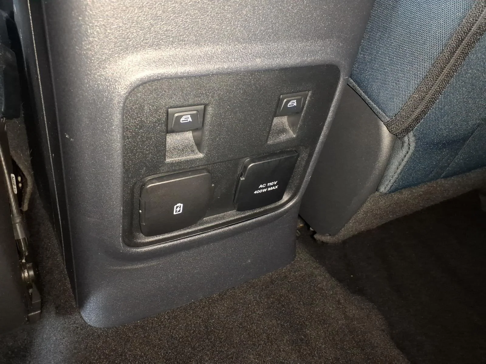 Used 2022 Oxford White Ford Outer Banks Advanced image 23