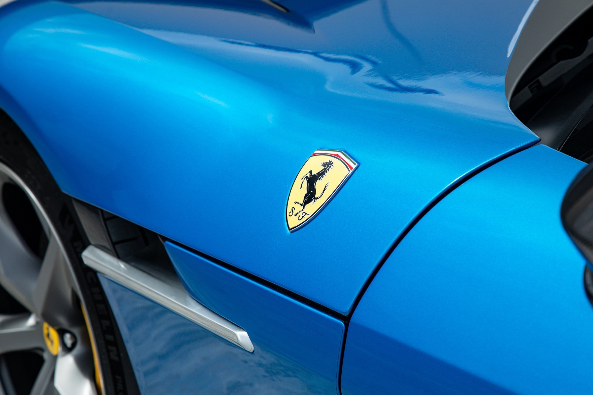 Certified Used 2025 Blue Ferrari  image 30