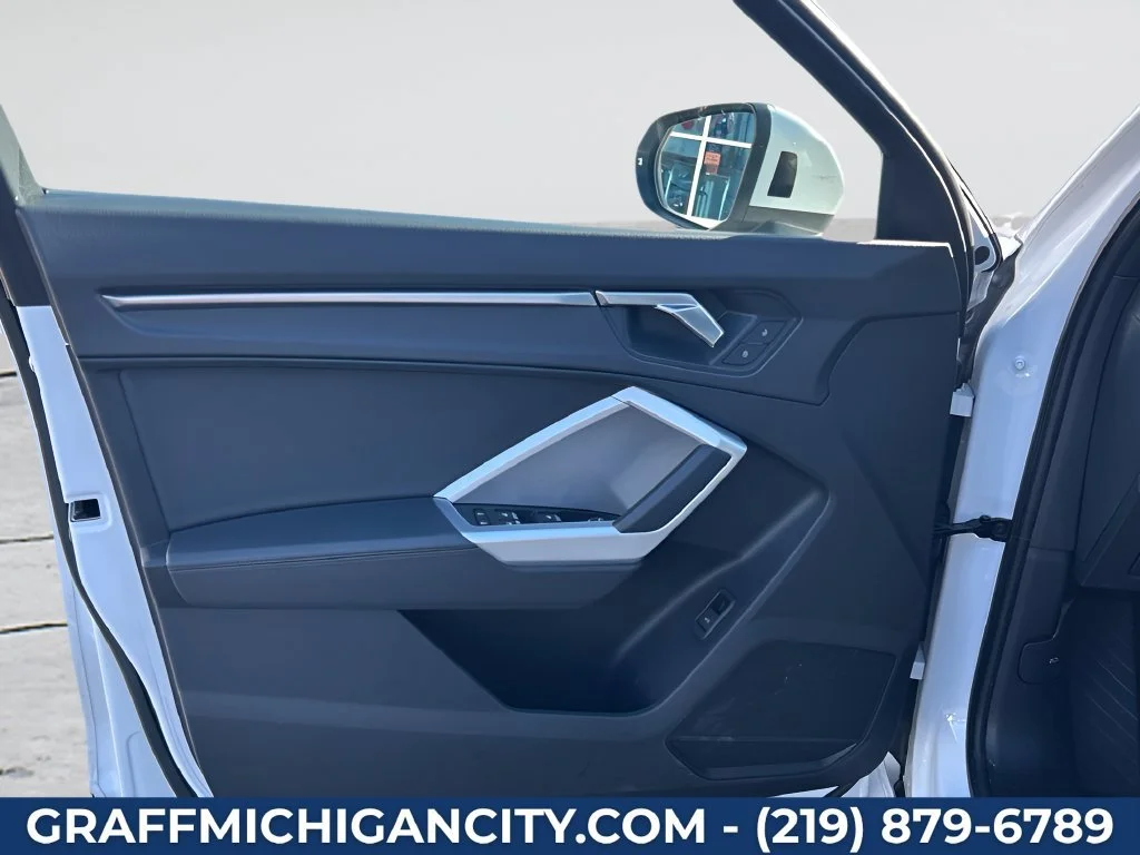 2025 Audi Q3 S Line Premium - Photo 22