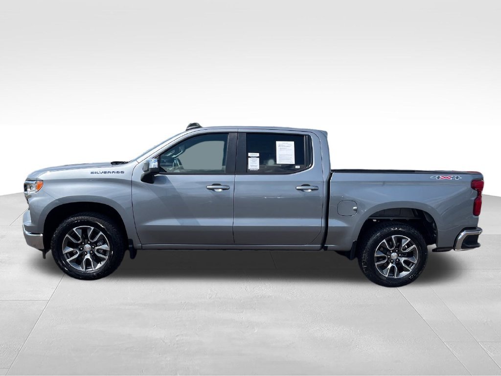 Used 2023 Gray Chevrolet LT image 2