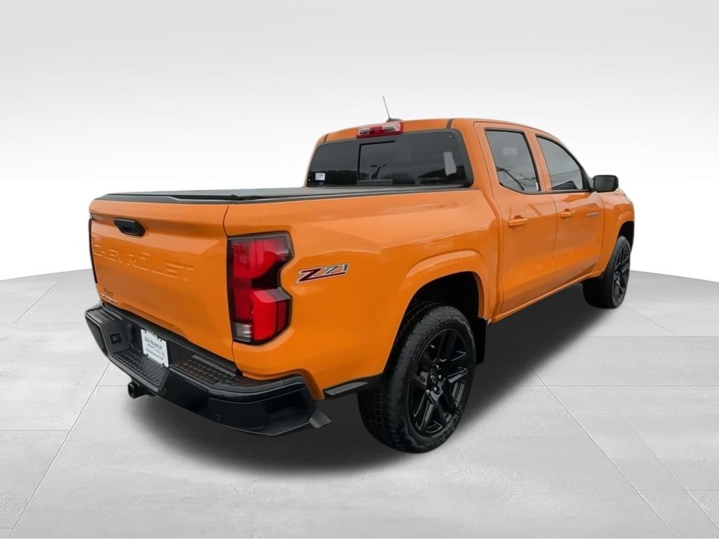 Used 2025 Orange Chevrolet Z71 image 9