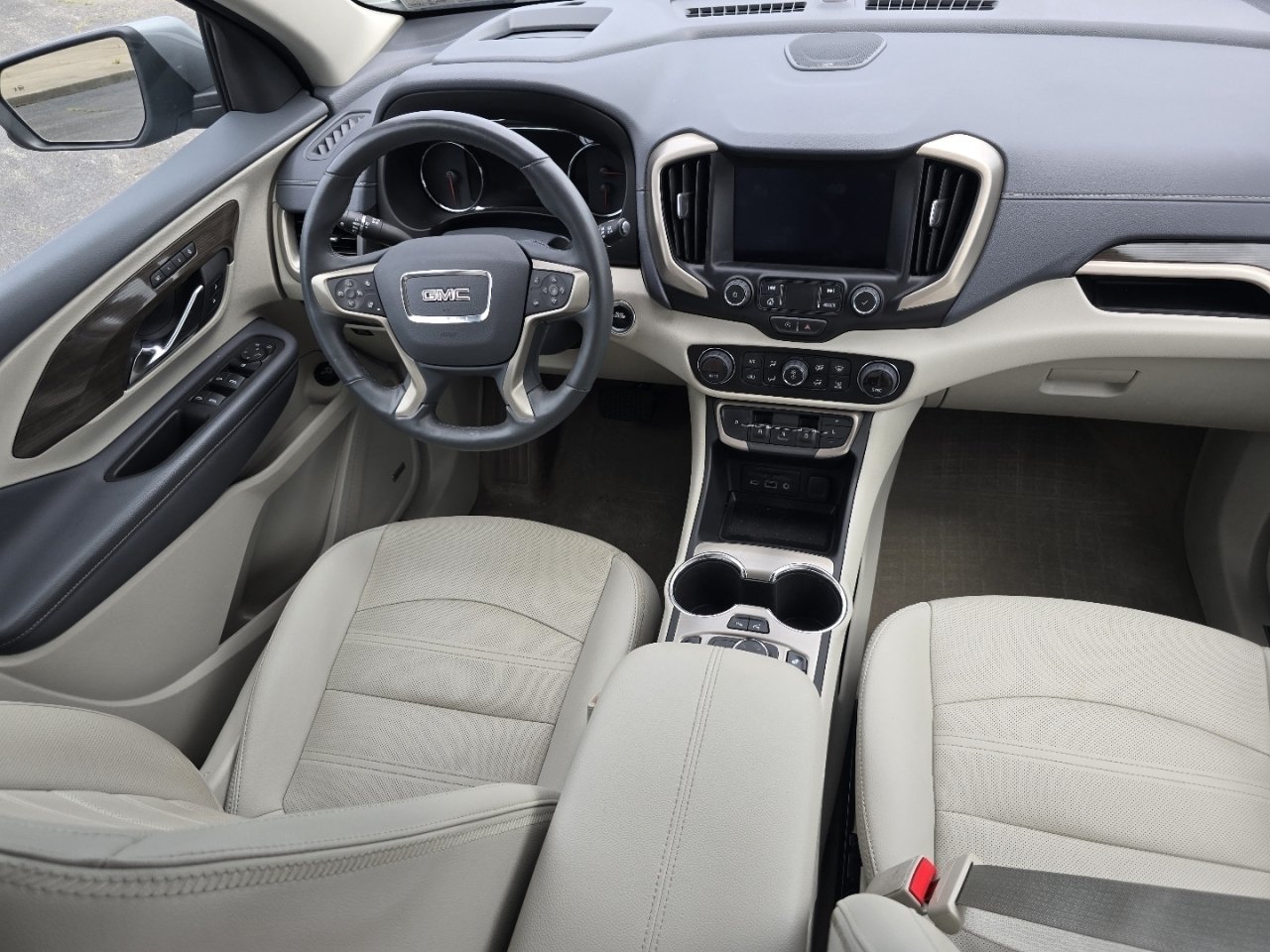 2024 GMC Terrain Denali - Photo 25