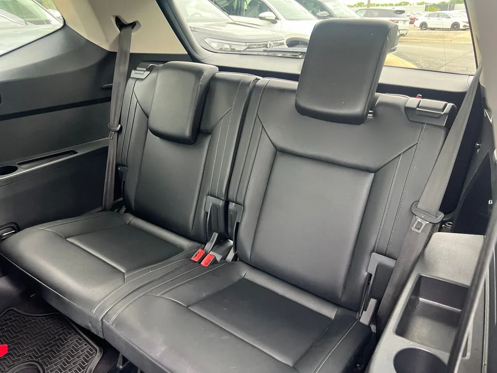 Used 2019 Gray Volkswagen 2.0T SE image 17