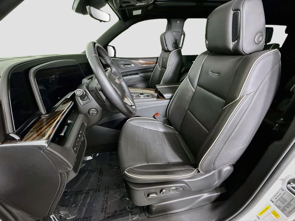 Used 2023 White Cadillac Premium Luxury image 22