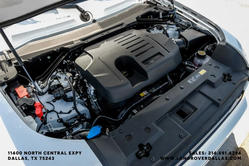 New 2026 Fuji White Land Rover X-Dynamic SE image 56