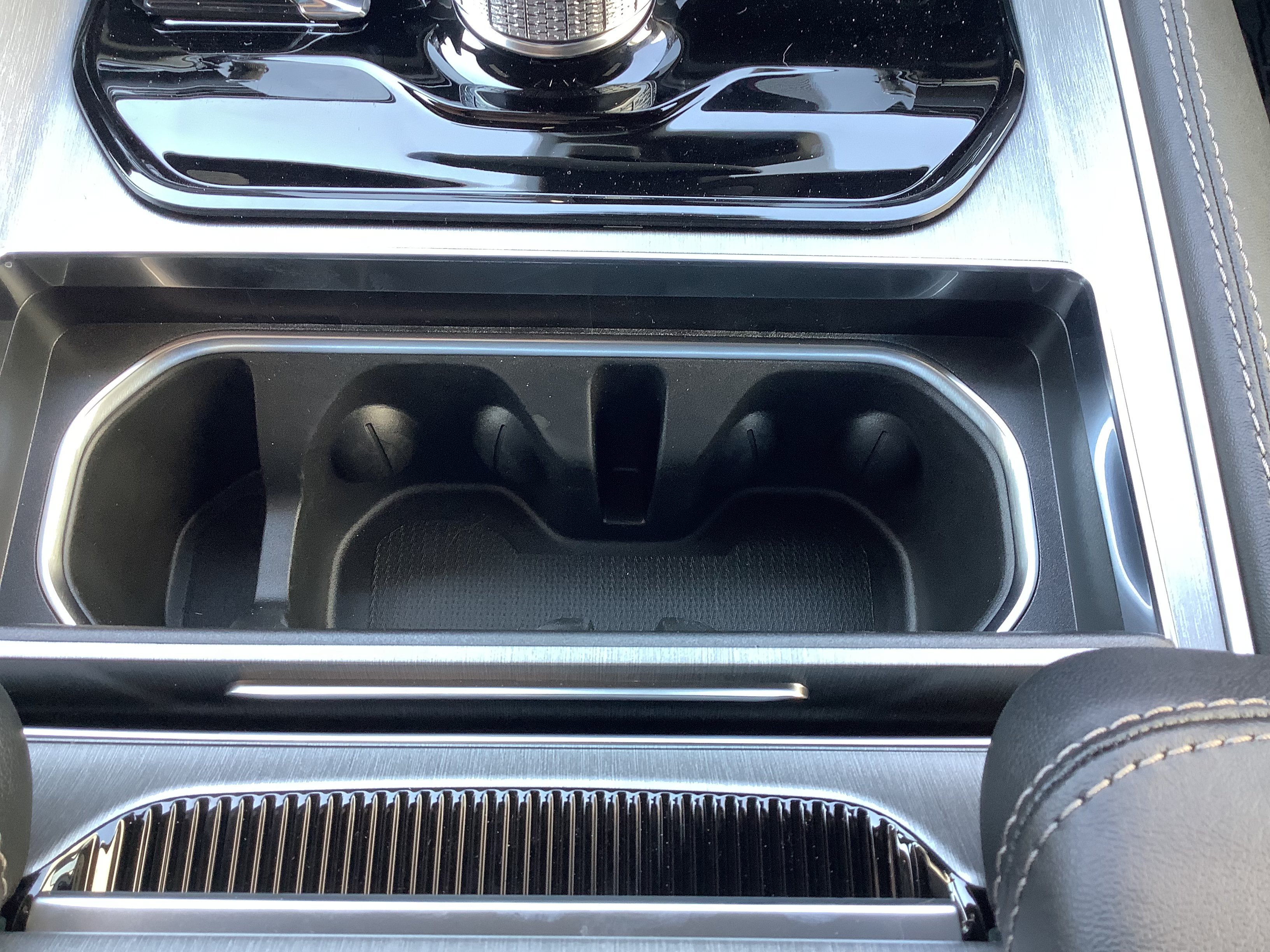 New 2026 Baltic Gray Metallic Clearcoat Jeep  image 18