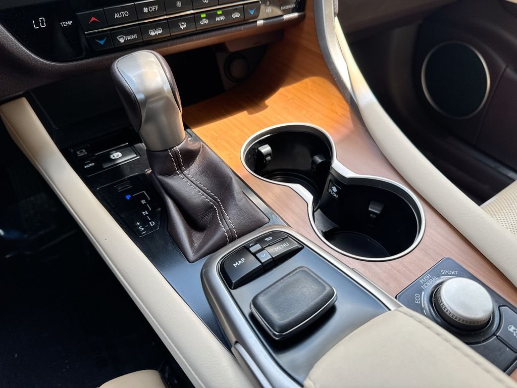 Used 2016 Beige Lexus 350 image 29