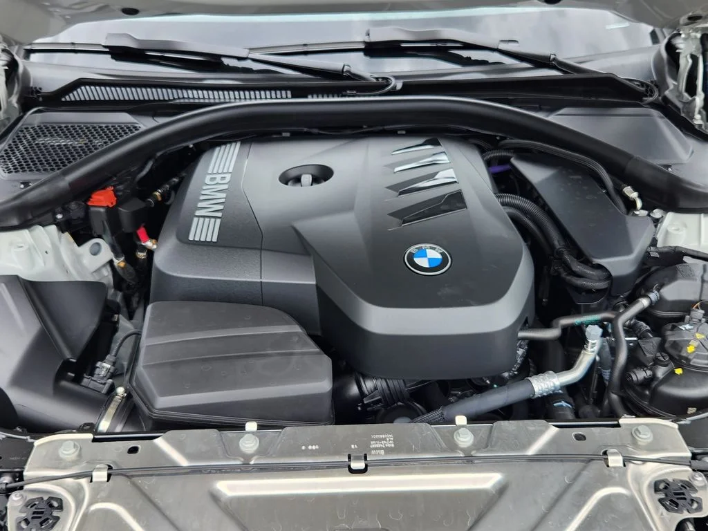 Used 2026 Alpine White BMW 330i xDrive image 18