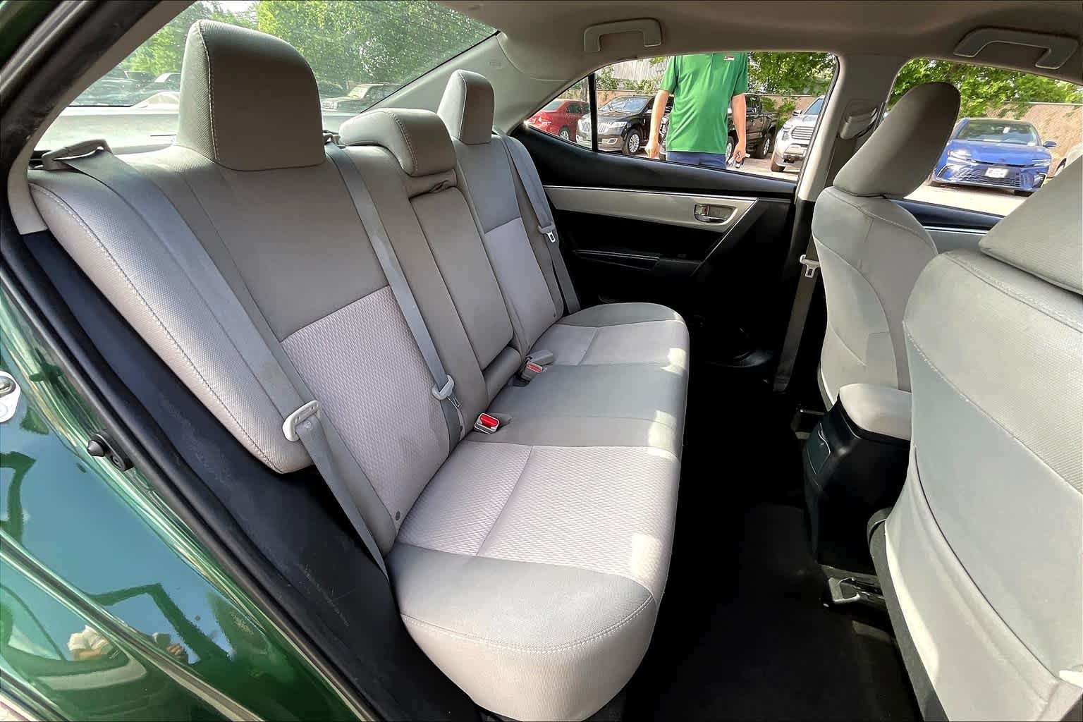 Used 2015 4Evergreen Mica Toyota LE image 19