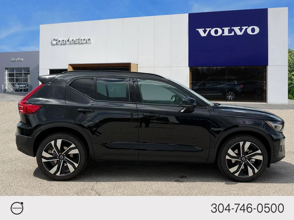 New 2026 Onyx Black Volvo Ultra image 2